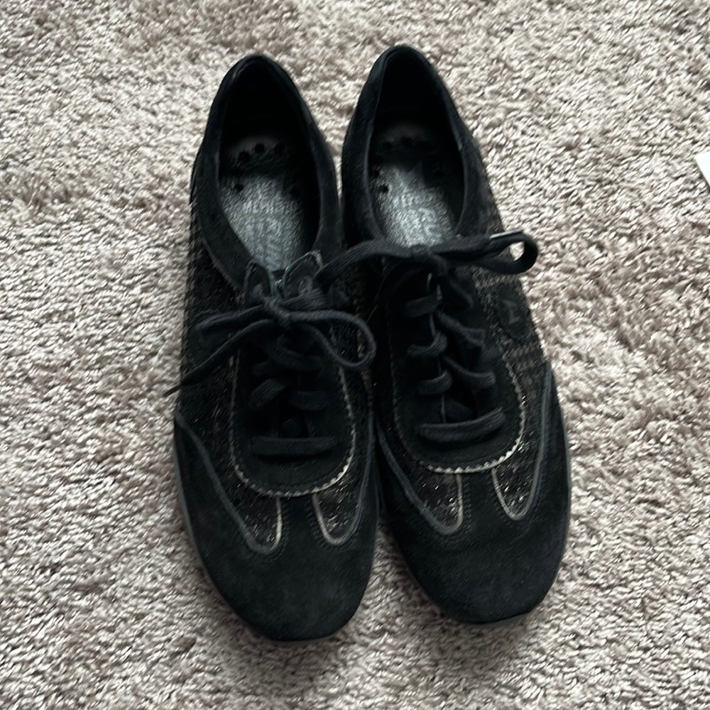 Mephisto women’s Yael sneaker